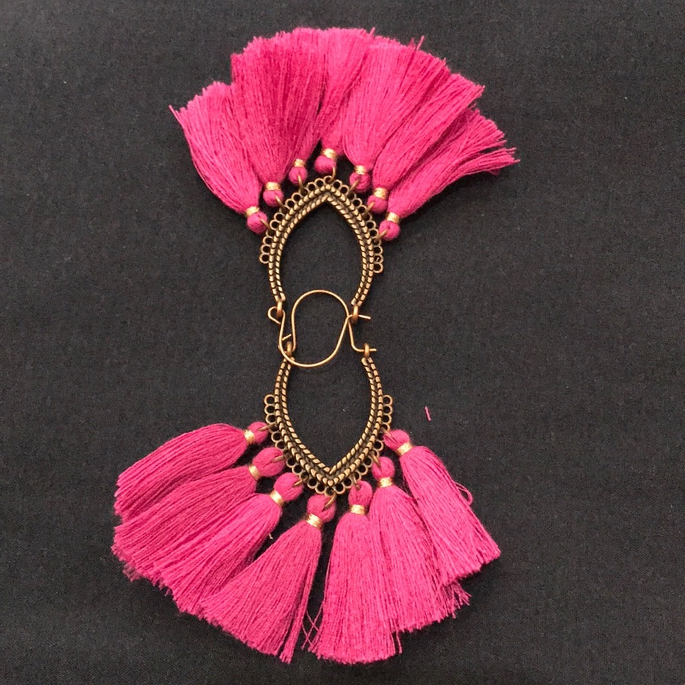 🆕Fuschia Boho Tassel/Fringe Earrings